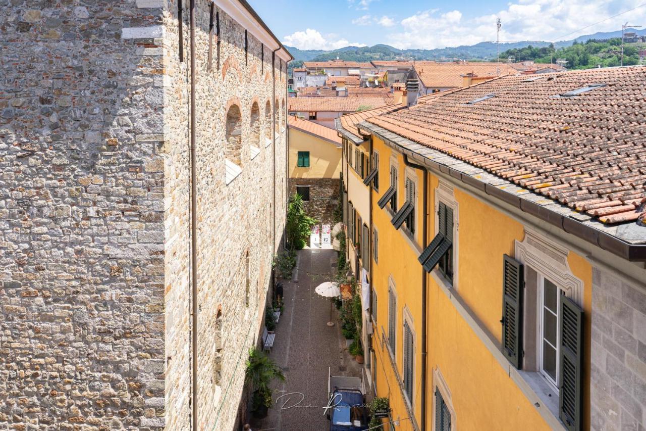 Affittacamere Al Campanile Sarzana Εξωτερικό φωτογραφία