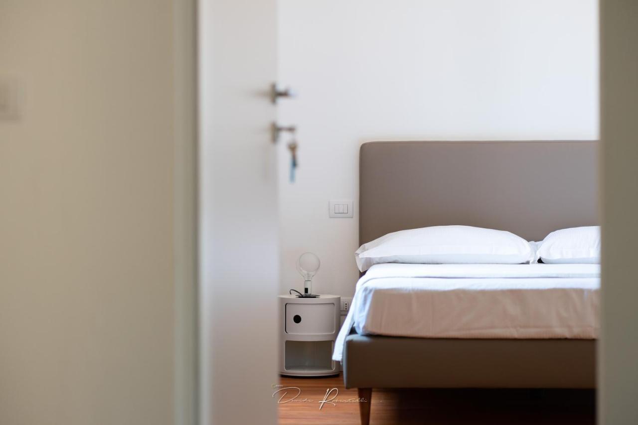 Affittacamere Al Campanile Sarzana Εξωτερικό φωτογραφία